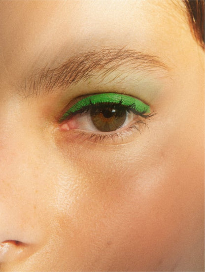 Aufhellende Augencreme mit Sheabutter