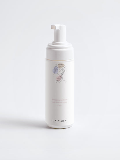 Reinigungsschaum mit Rosenwasser